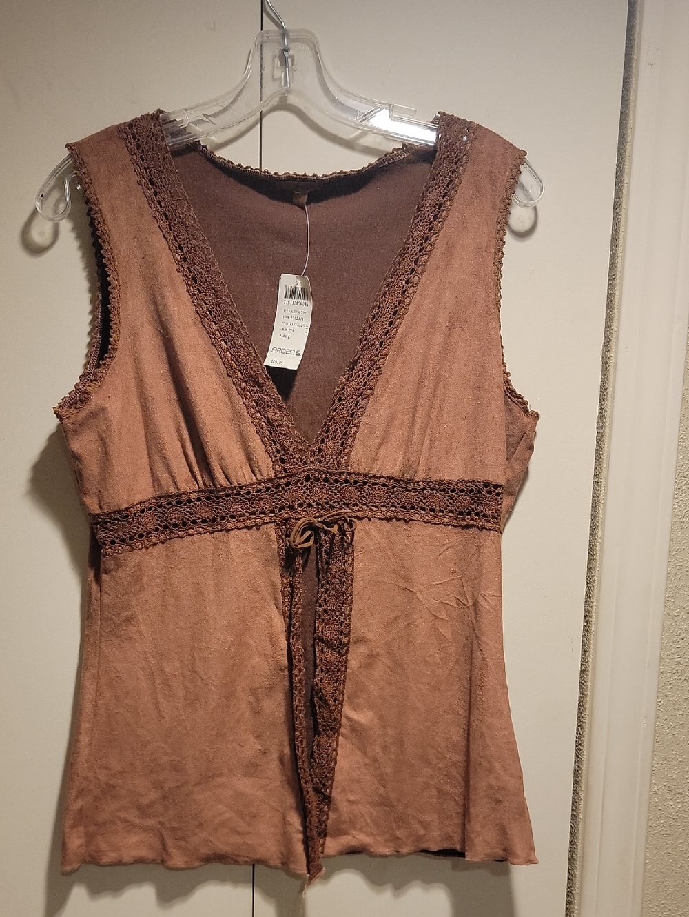 Arden B Brown Crochet-Trim Sleeveless V-Neck Top
